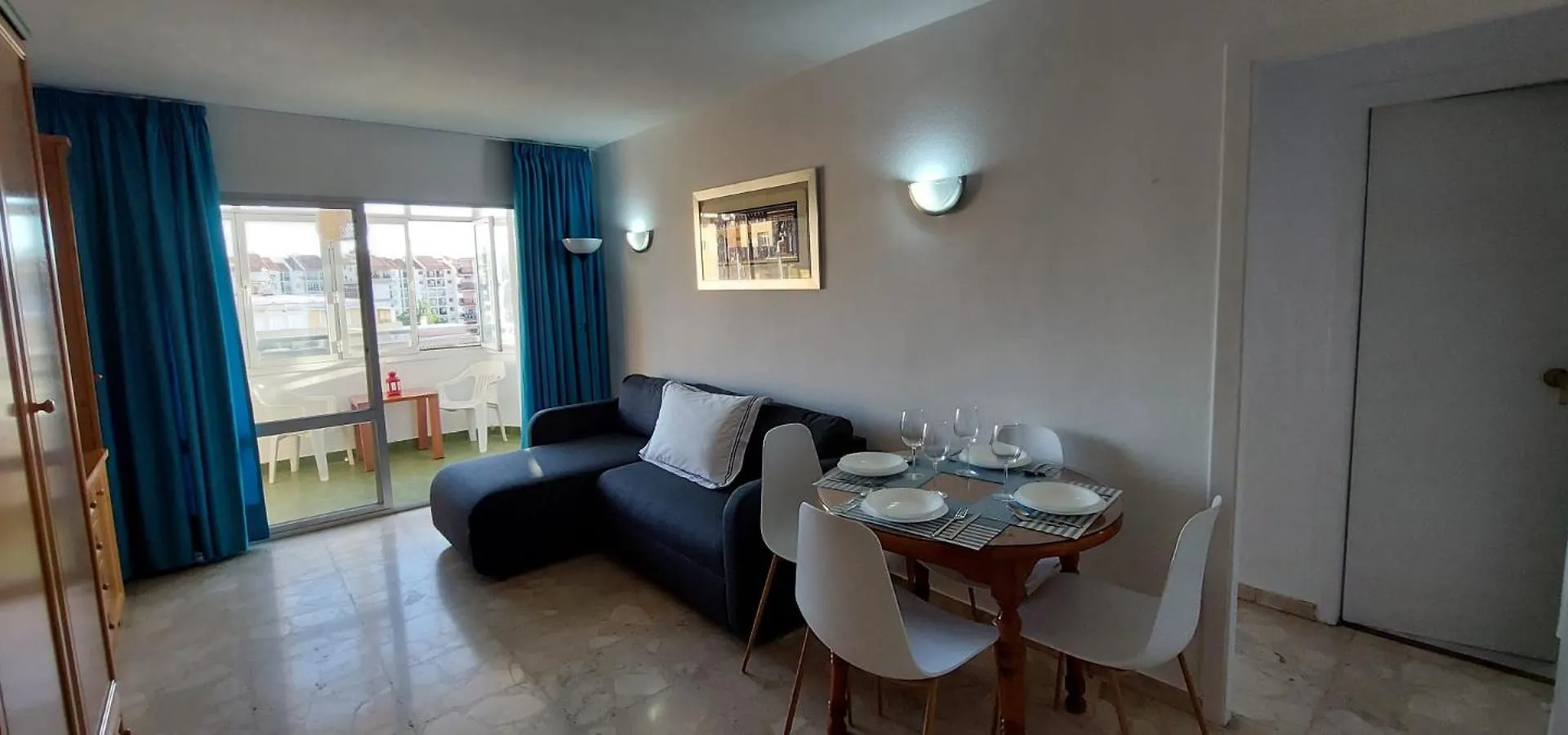 Santa Monica Apartment Fuengirola